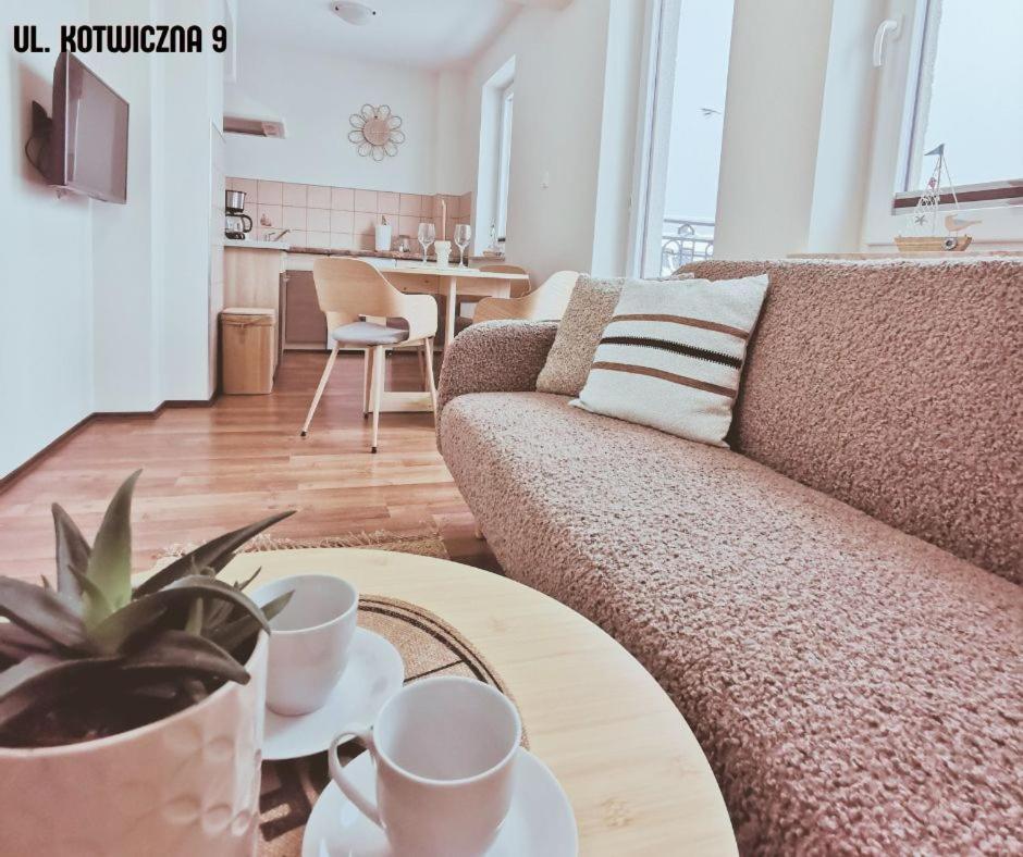 Sunny Apartament Darlowo Exterior photo